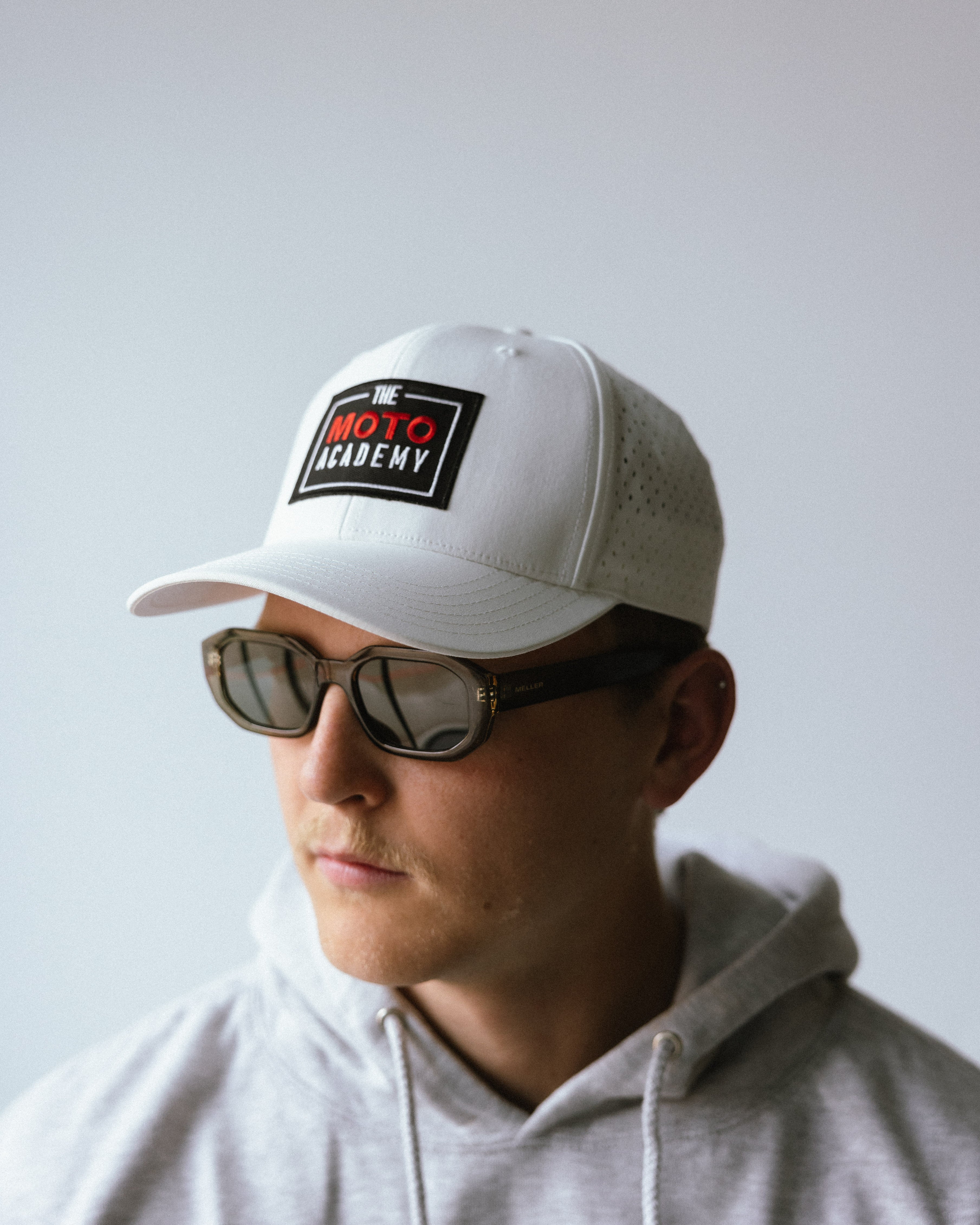 TMA Essentials Snap Back Hat White – The Moto Academy